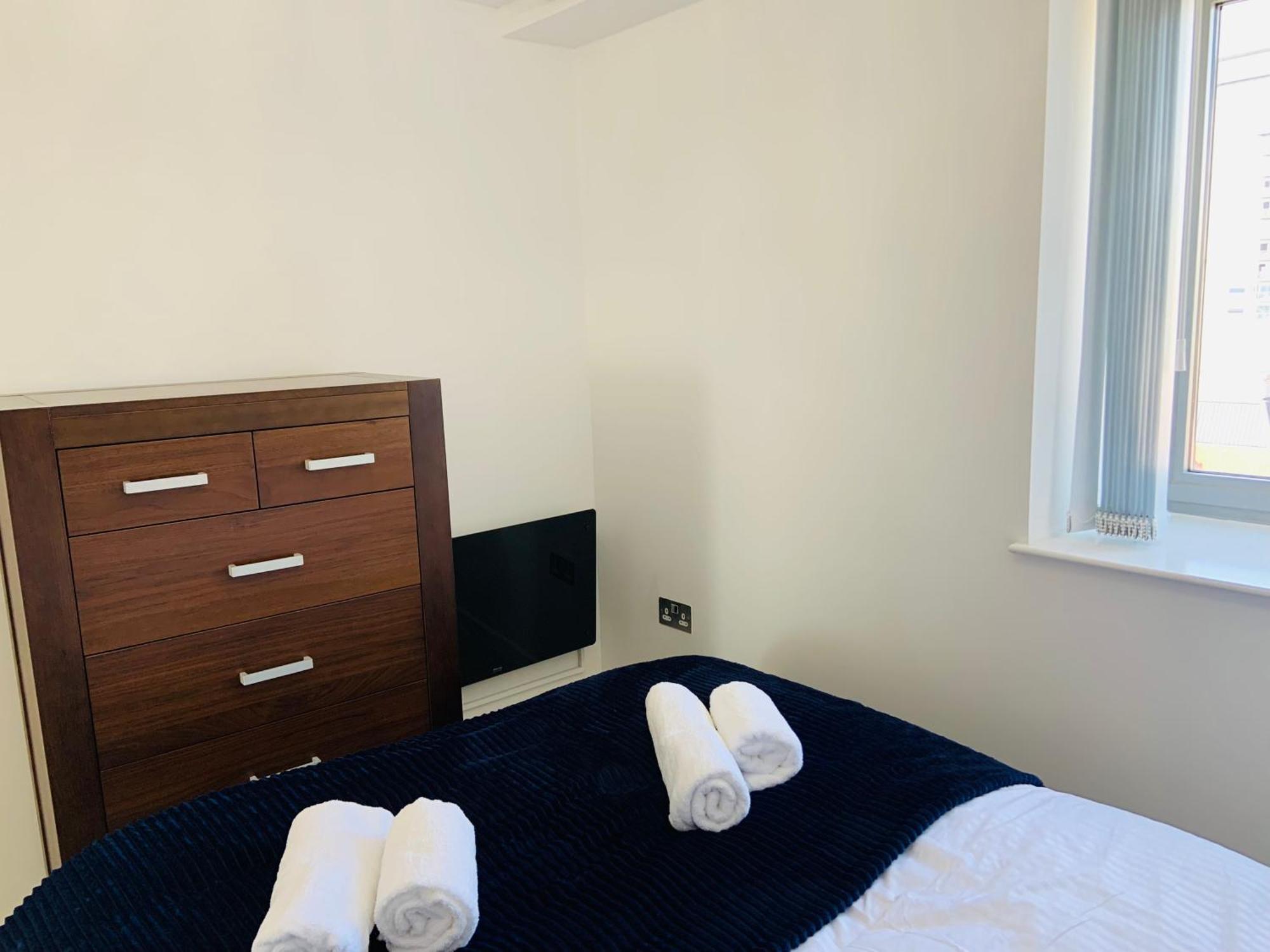 Apartment Winners Of 2025 Traveller Award, Elegant Two Bedroom With Netflix & Wifi Leeds (West Yorkshire)