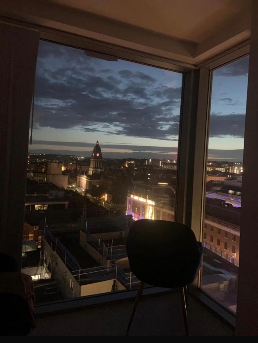 Apartment Winners Of 2025 Traveller Award, Elegant Two Bedroom With Netflix & Wifi Leeds (West Yorkshire)